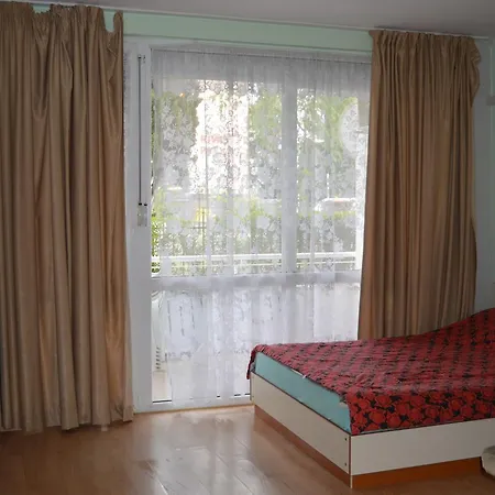 Bratanov Sunny Fort Apartment